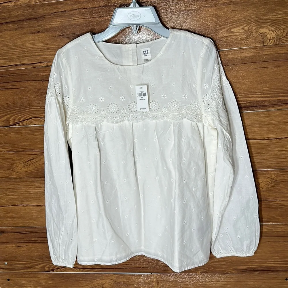 GAP Girls White Eyelet Long Sleeve Blouse XXL New With Tags
